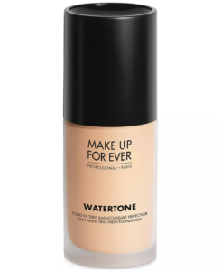 Make Up for ever WATER BLEND FACE AND BODY FOUNDATION is unique in its texture of water-gel that appears like skin. It is easy to apply using fingertips and blends perfectly with the skin.
