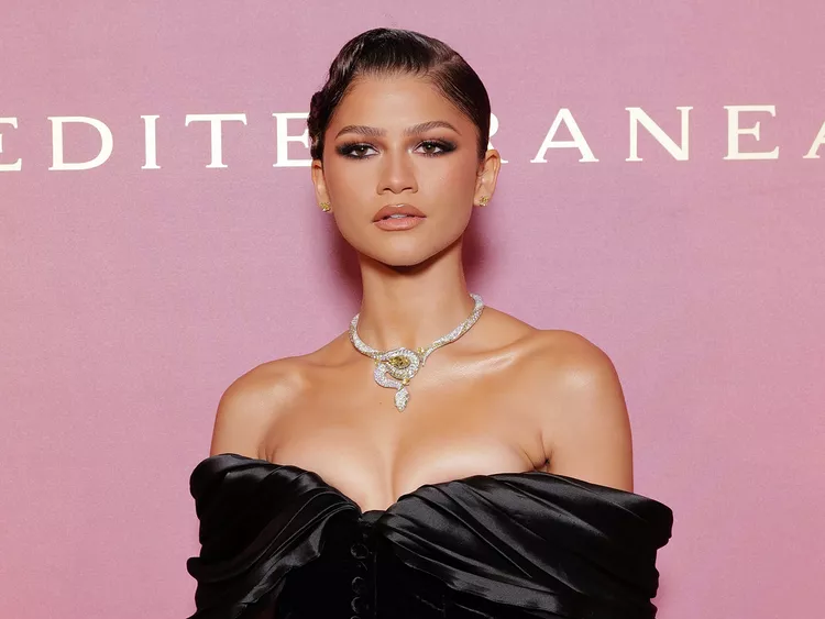 Zendaya's Timeless Baby Pink Nails