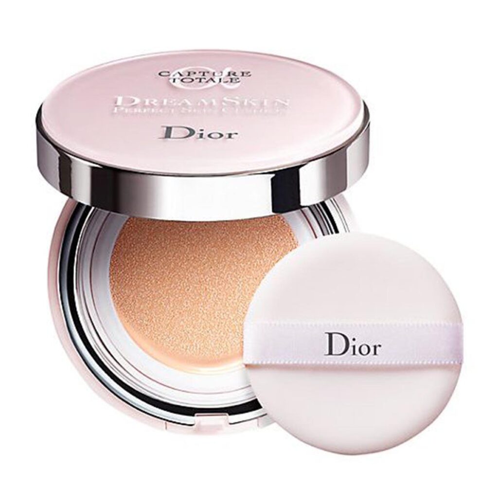 Dior Dreamskin Fresh & Perfect Cushion Broad Spectrum SPF 50