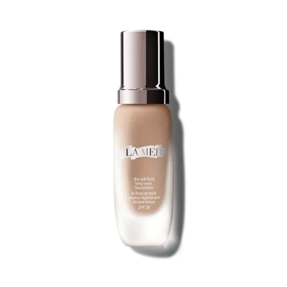 La Mer's Soft Fluid Foundation: a liquid luxury fusing makeup and skincare with Miracle Broth for flawless, hydrated-looking skin and SPF 20 protection.