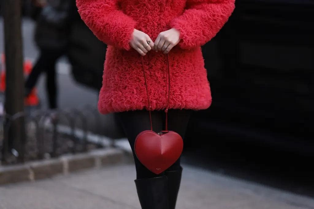 For those who wear their hearts on their sleeves, 2024 is the year to wear it on your shoulder or hands. Heart-shaped bags, a charming choice, gain popularity. Designer handbags like Alaïa add a romantic touch, making this quirky style accessible at various retailers.