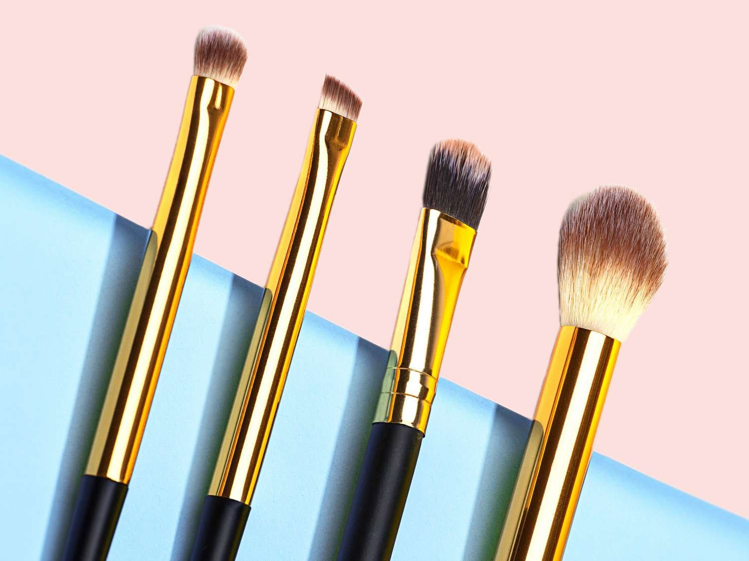 For Flawless Eyeshadow, brush choice is key. Opt for a flat brush for even application and a soft blending brush for seamless edges. Synthetic concealer and fluffy brushes work wonders.